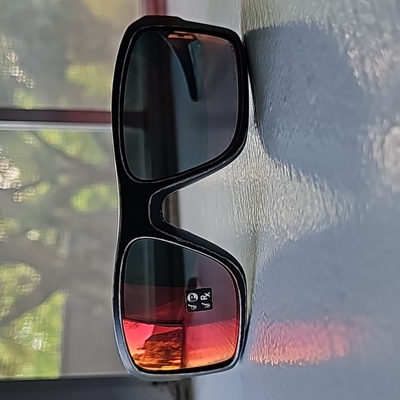 Oakley Men's Sunglasses - Picture 10 of 11